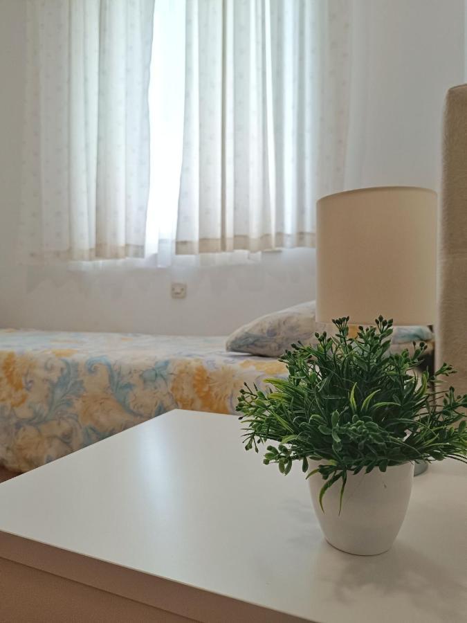 Apartment Lori Crikvenica Eksteriør bilde