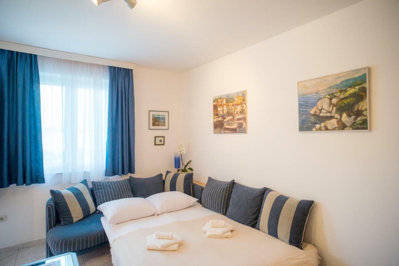 Apartment Lori Crikvenica Eksteriør bilde